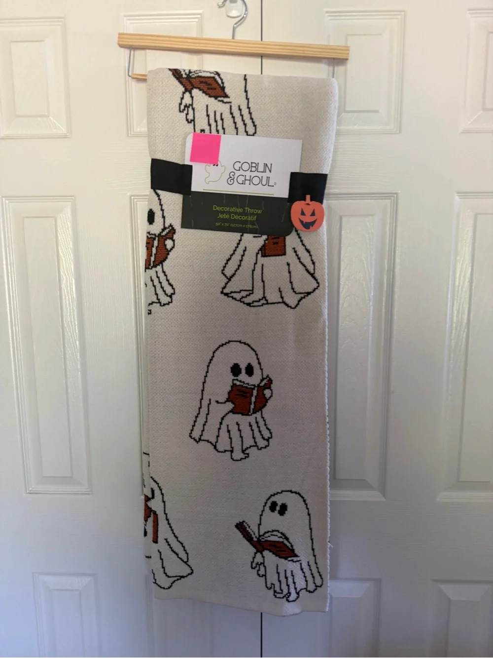 New Goblin & Ghoul Decorative Throw Blanket Halloween Ghost Reading Book 50 x 70